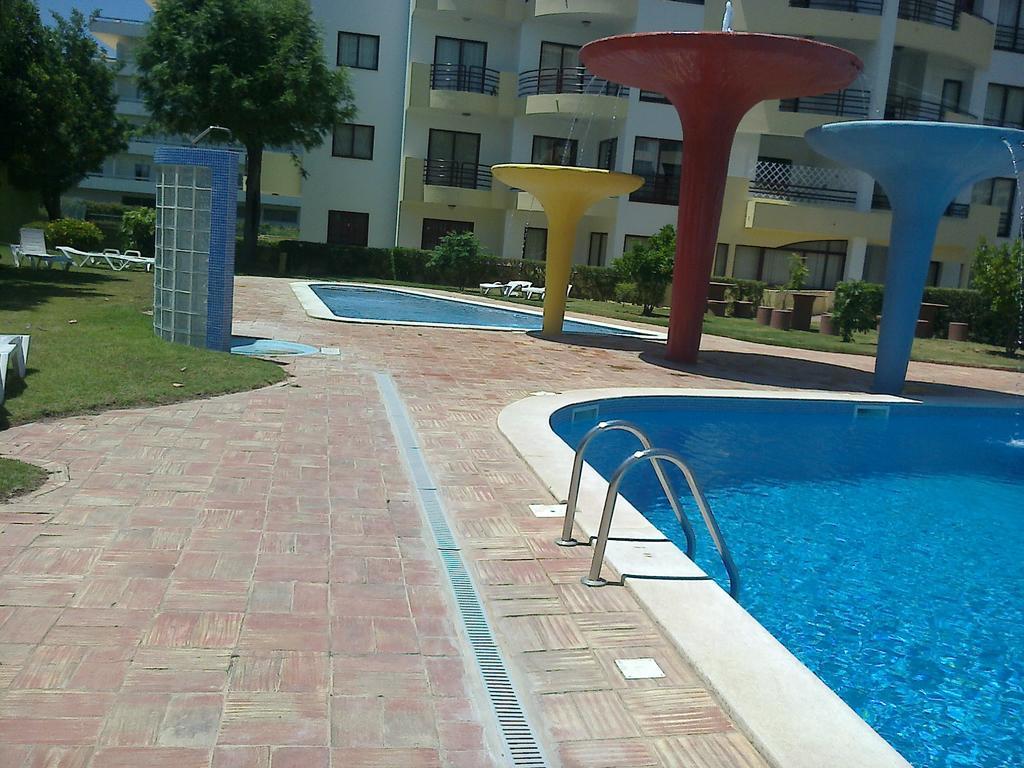 Rocha Praia Mar Beach Front Line Bay Portimão Dış mekan fotoğraf