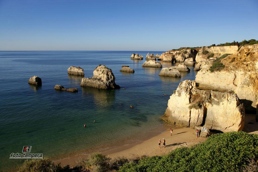 Rocha Praia Mar Beach Front Line Bay Portimão Dış mekan fotoğraf